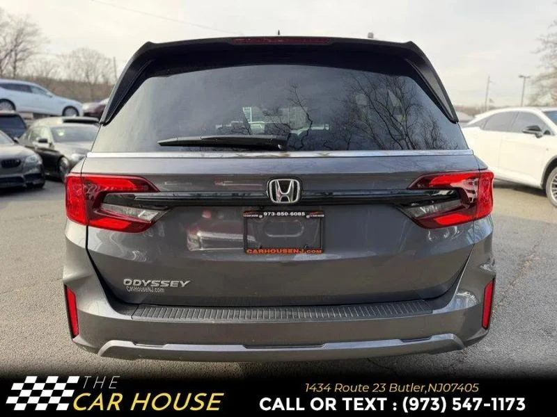 2025 Honda Odyssey - Image 9 of 12