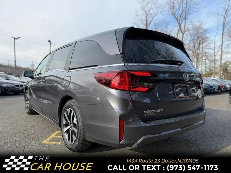 2025 Honda Odyssey - Image 6 of 12