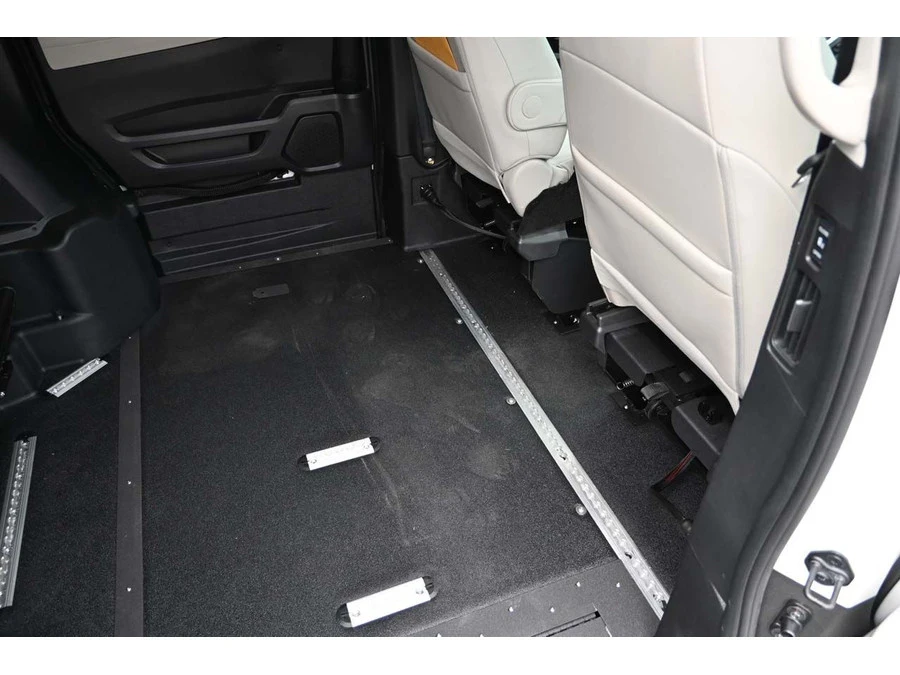 2025 Honda Odyssey - Image 19 of 21