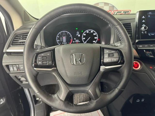 2025 Honda Odyssey - Image 13 of 21