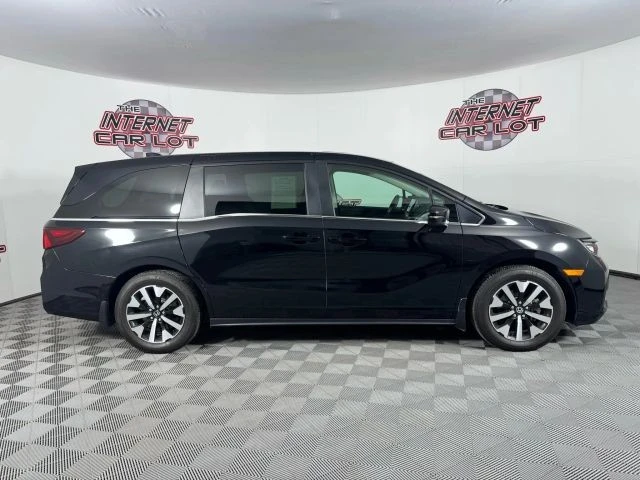 2025 Honda Odyssey - Image 8 of 12