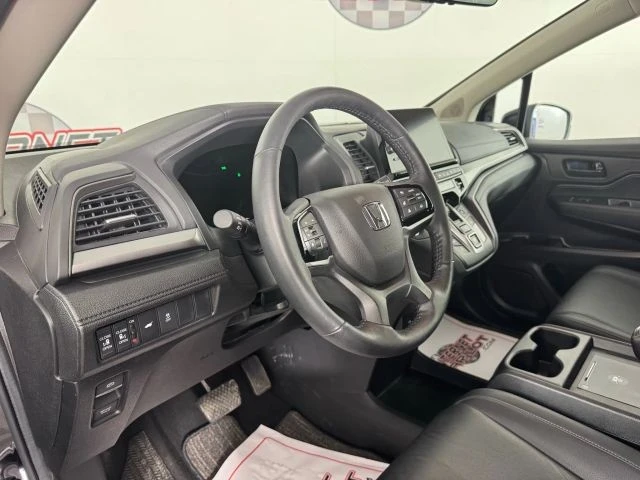 2025 Honda Odyssey - Image 10 of 12