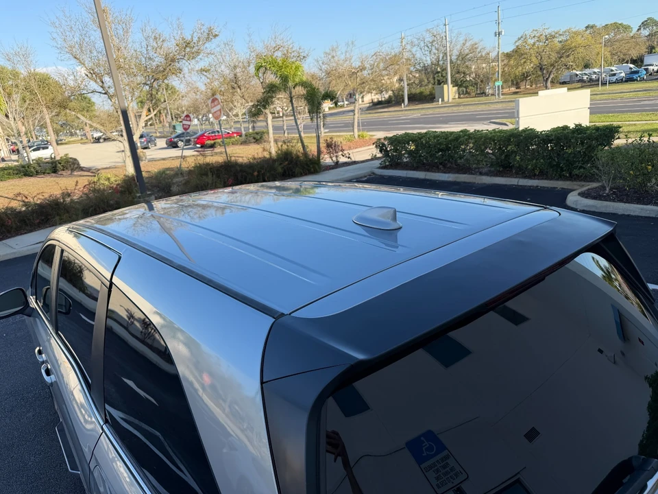 2025 Honda Odyssey - Image 13 of 21