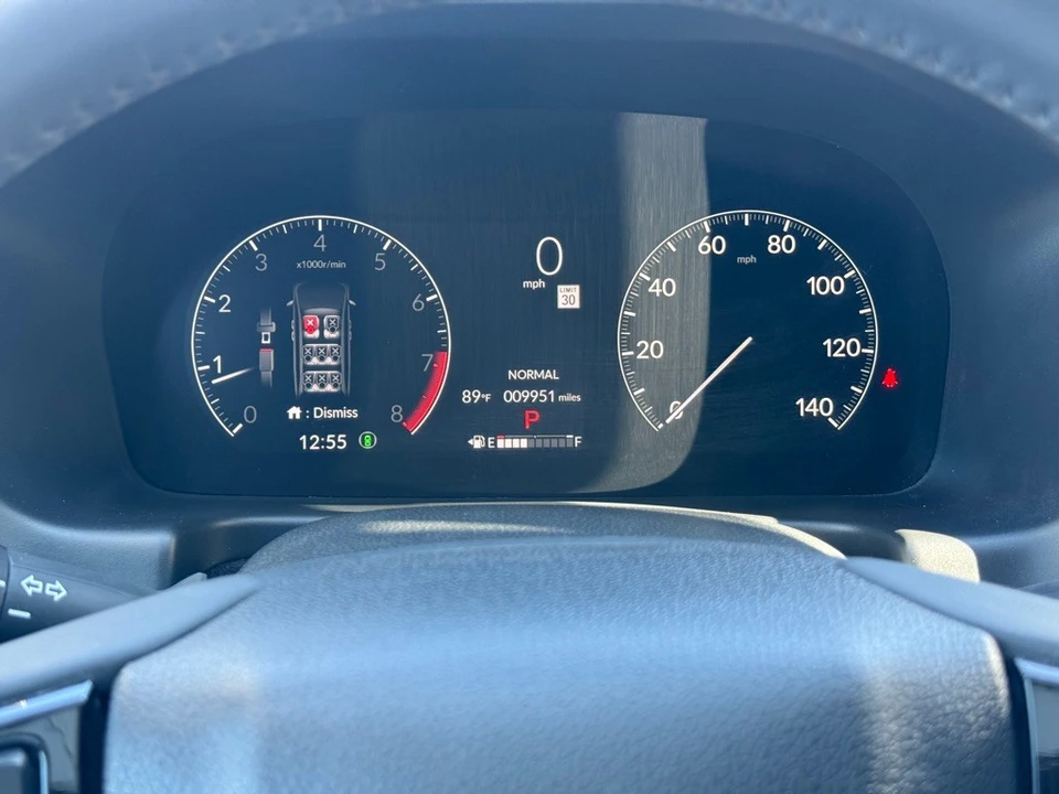 2025 Honda Odyssey - Image 18 of 21