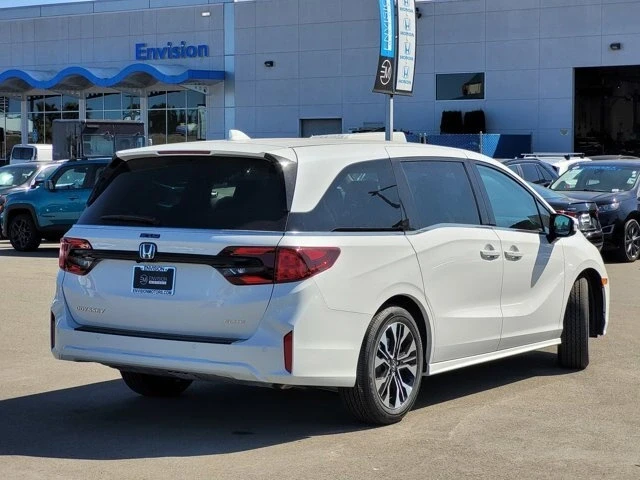 2025 Honda Odyssey - Image 5 of 12