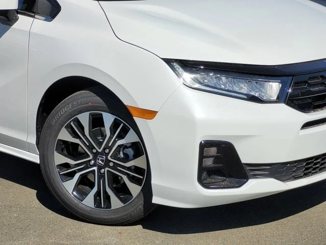 2025 Honda Odyssey - Image 3 of 12