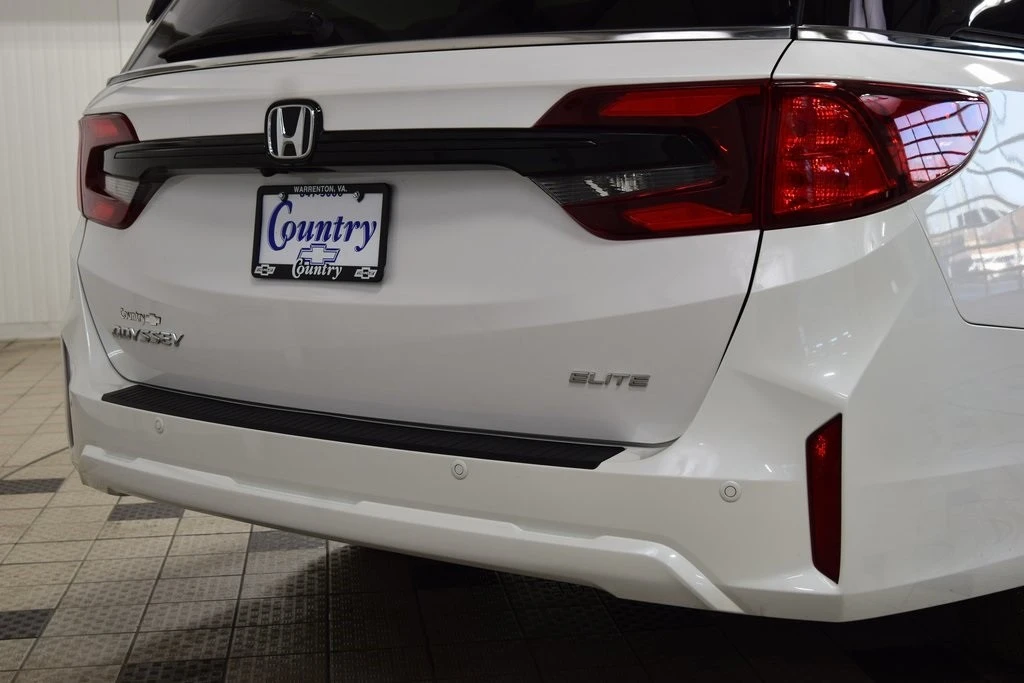 2025 Honda Odyssey - Image 19 of 21