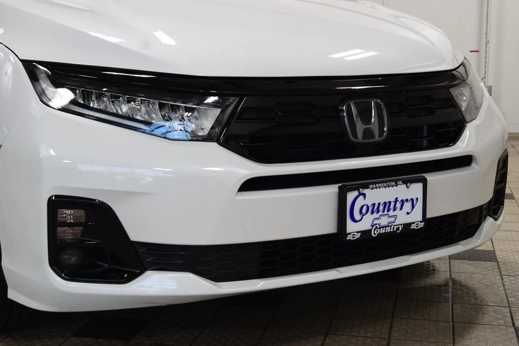 2025 Honda Odyssey - Image 13 of 21