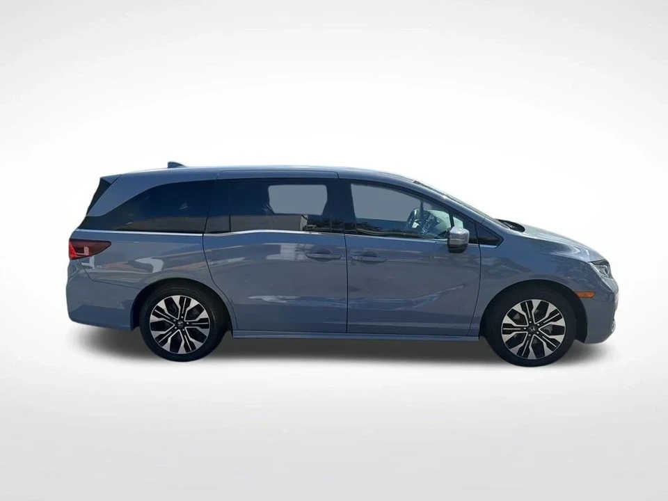 2025 Honda Odyssey - Image 4 of 12