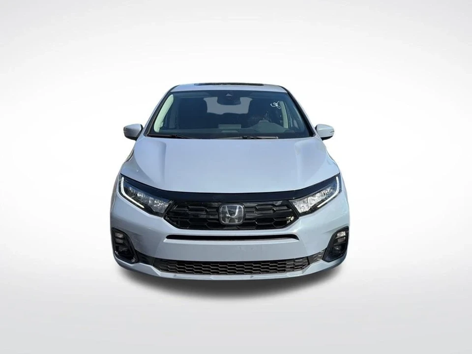 2025 Honda Odyssey - Image 3 of 12