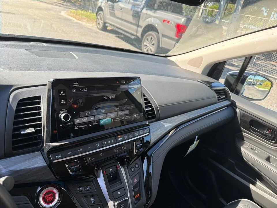 2025 Honda Odyssey - Image 12 of 12