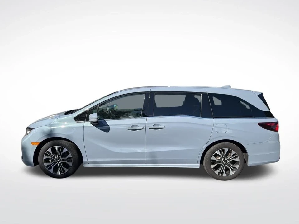 2025 Honda Odyssey - Image 8 of 12
