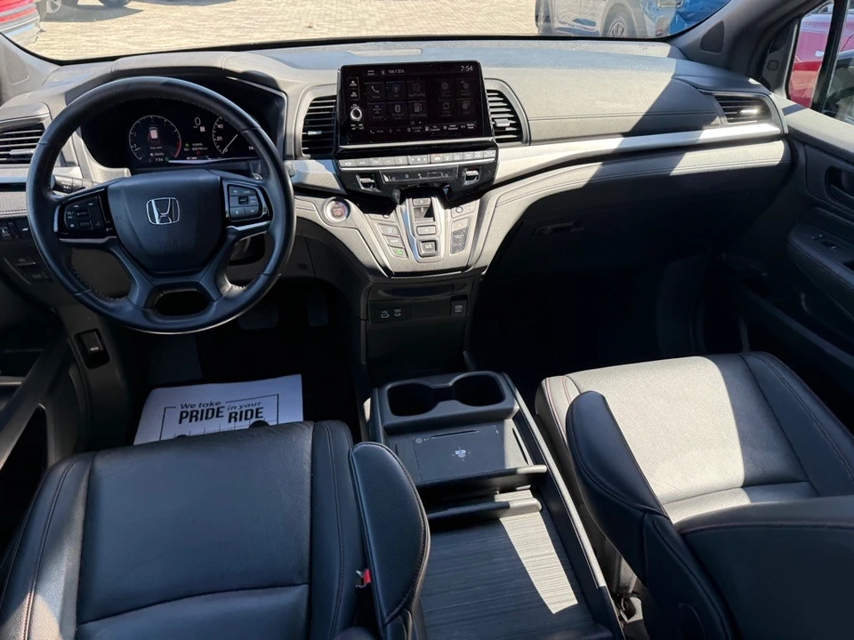 2025 Honda Odyssey - Image 12 of 21