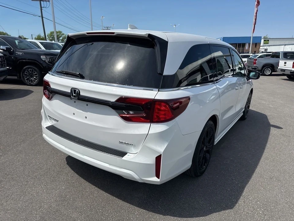 2025 Honda Odyssey - Image 5 of 21