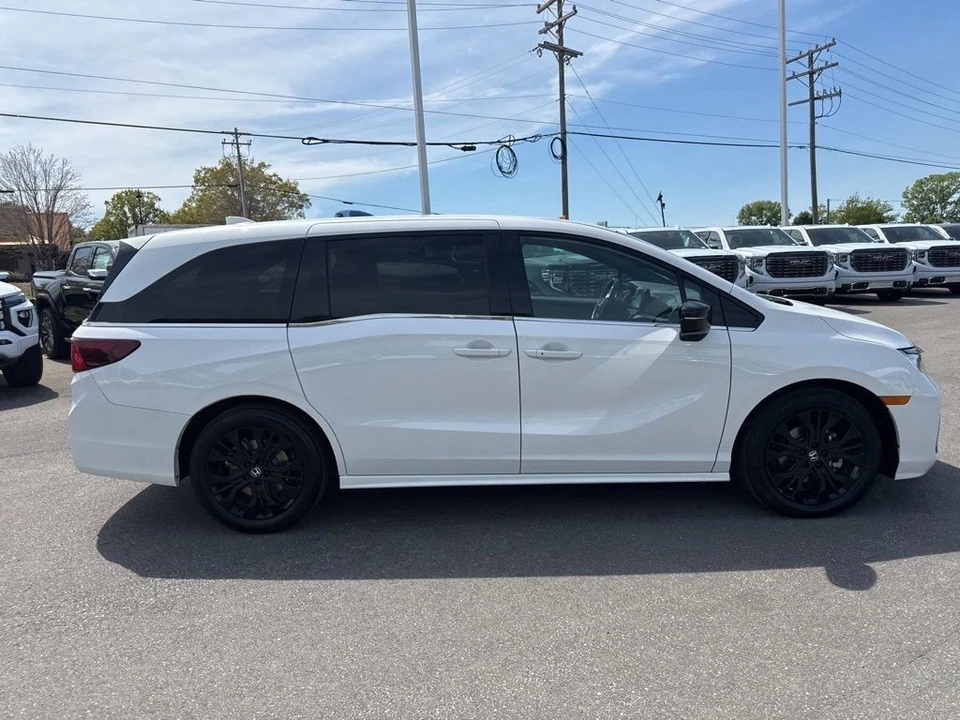 2025 Honda Odyssey - Image 6 of 21