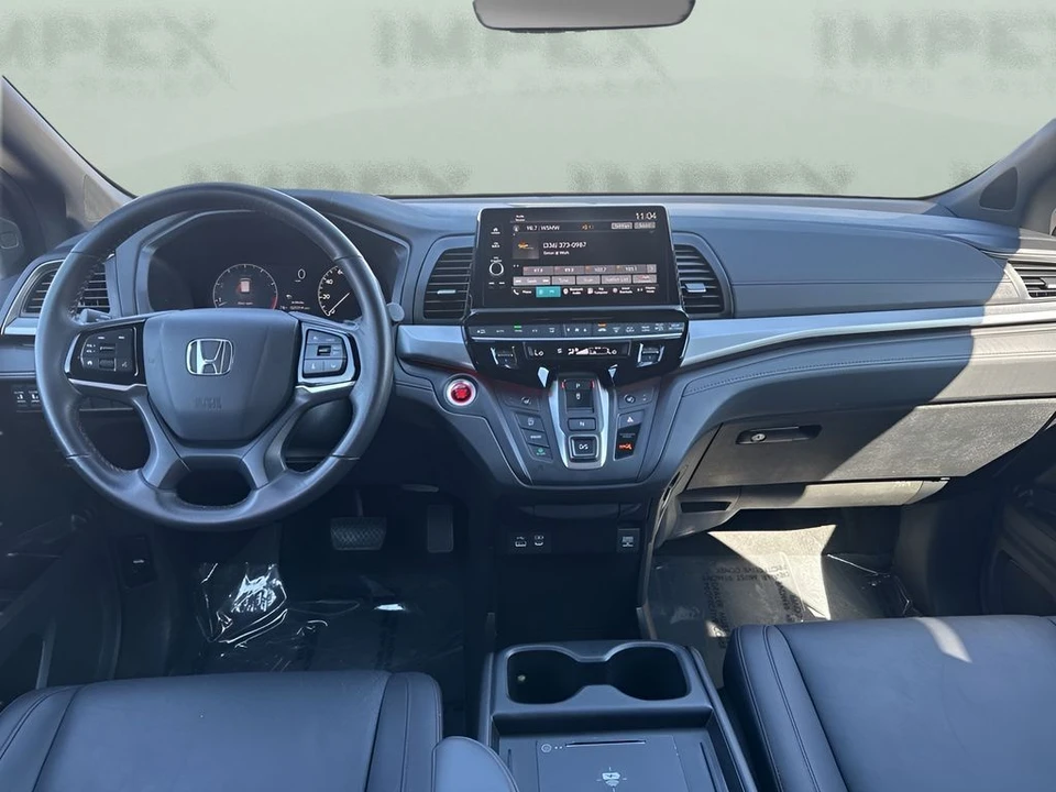 2025 Honda Odyssey - Image 15 of 21