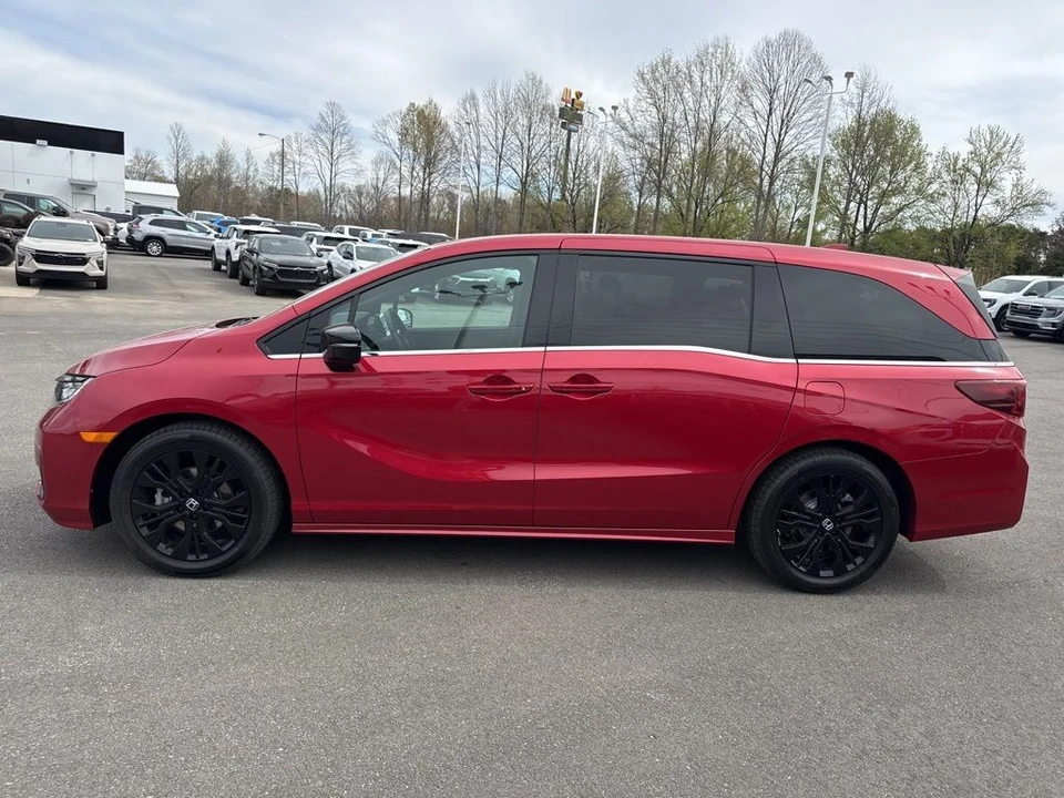 2025 Honda Odyssey - Image 2 of 21