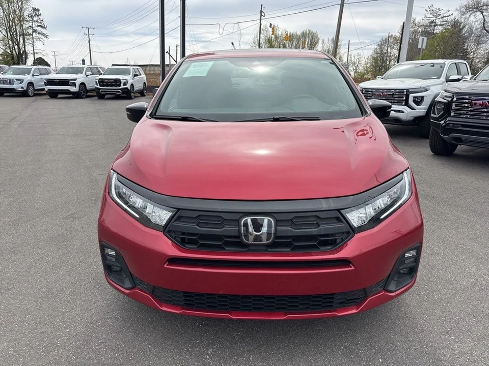 2025 Honda Odyssey - Image 8 of 21