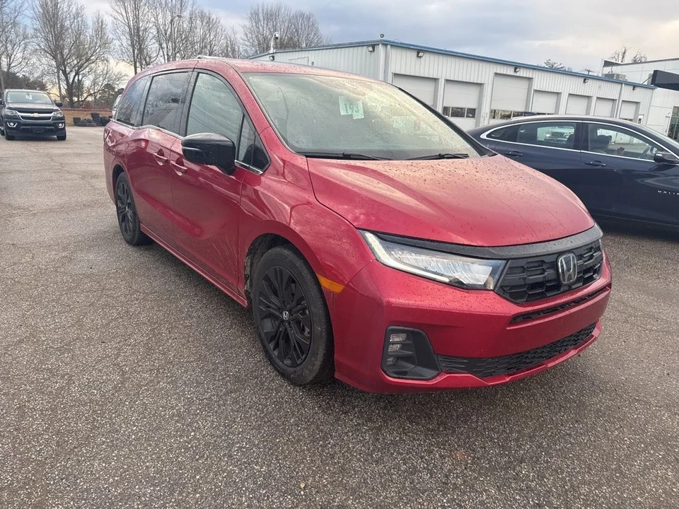 2025 Honda Odyssey - Image 4 of 8