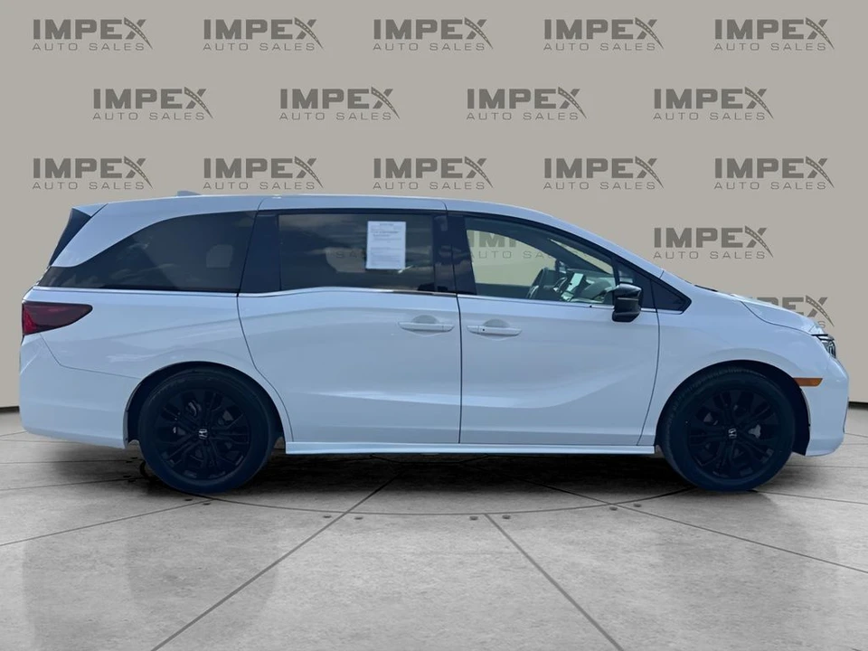 2025 Honda Odyssey - Image 6 of 12