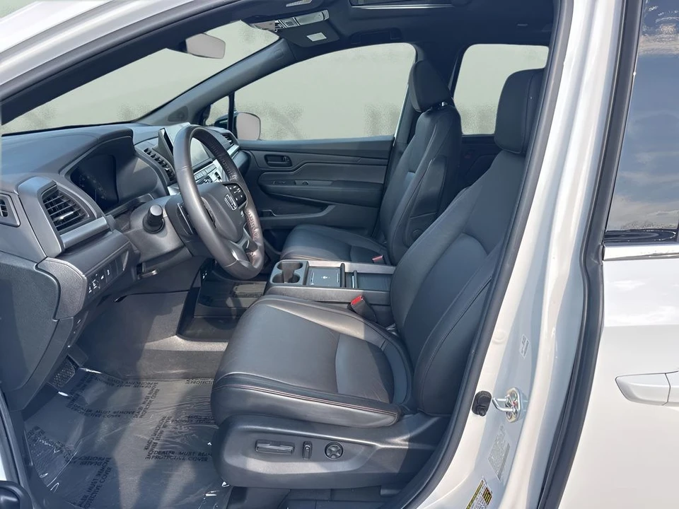 2025 Honda Odyssey - Image 9 of 21