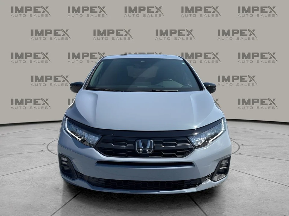 2025 Honda Odyssey - Image 8 of 21