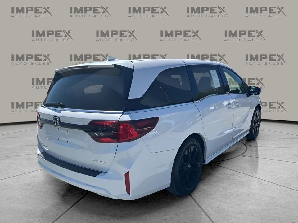 2025 Honda Odyssey - Image 5 of 21