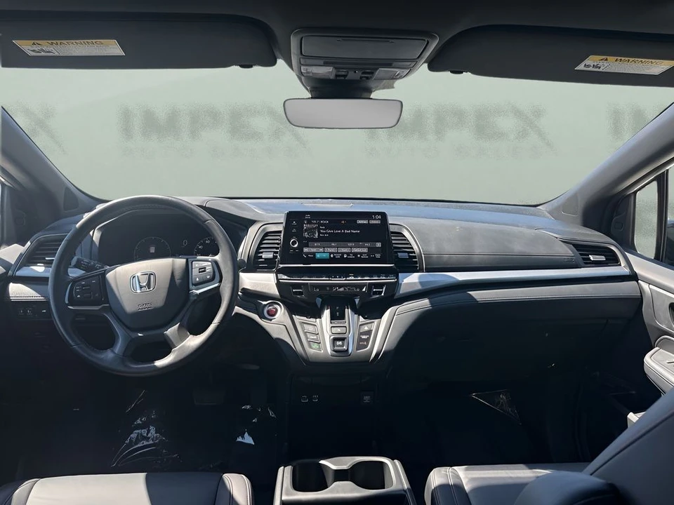 2025 Honda Odyssey - Image 15 of 21
