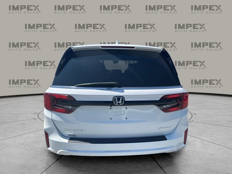 2025 Honda Odyssey - Image 4 of 21