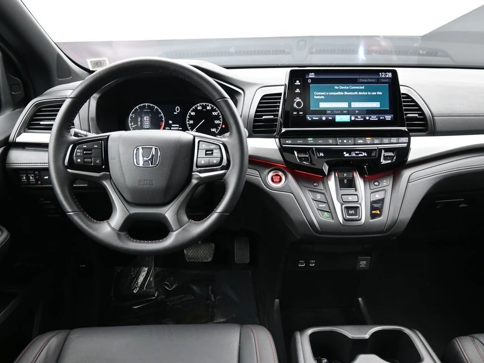 2025 Honda Odyssey - Image 20 of 21