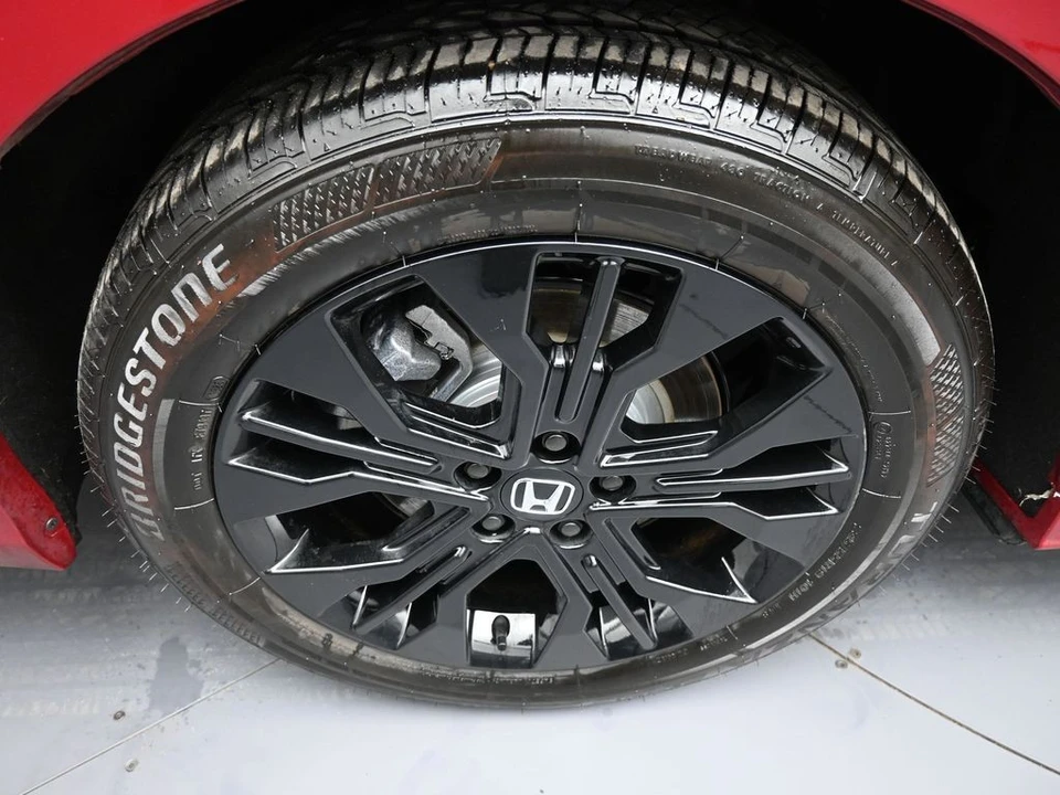 2025 Honda Odyssey - Image 12 of 21