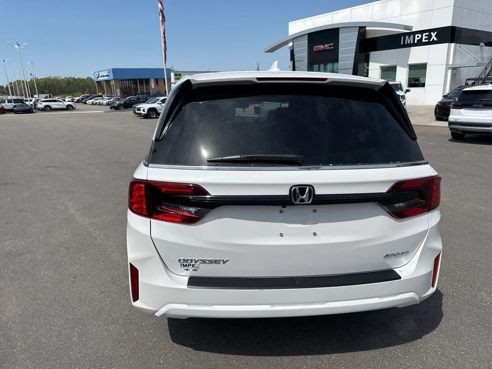 2025 Honda Odyssey - Image 4 of 21