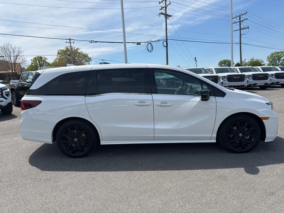 2025 Honda Odyssey - Image 6 of 21