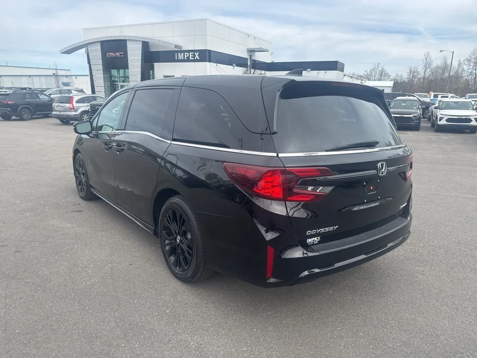2025 Honda Odyssey - Image 3 of 21