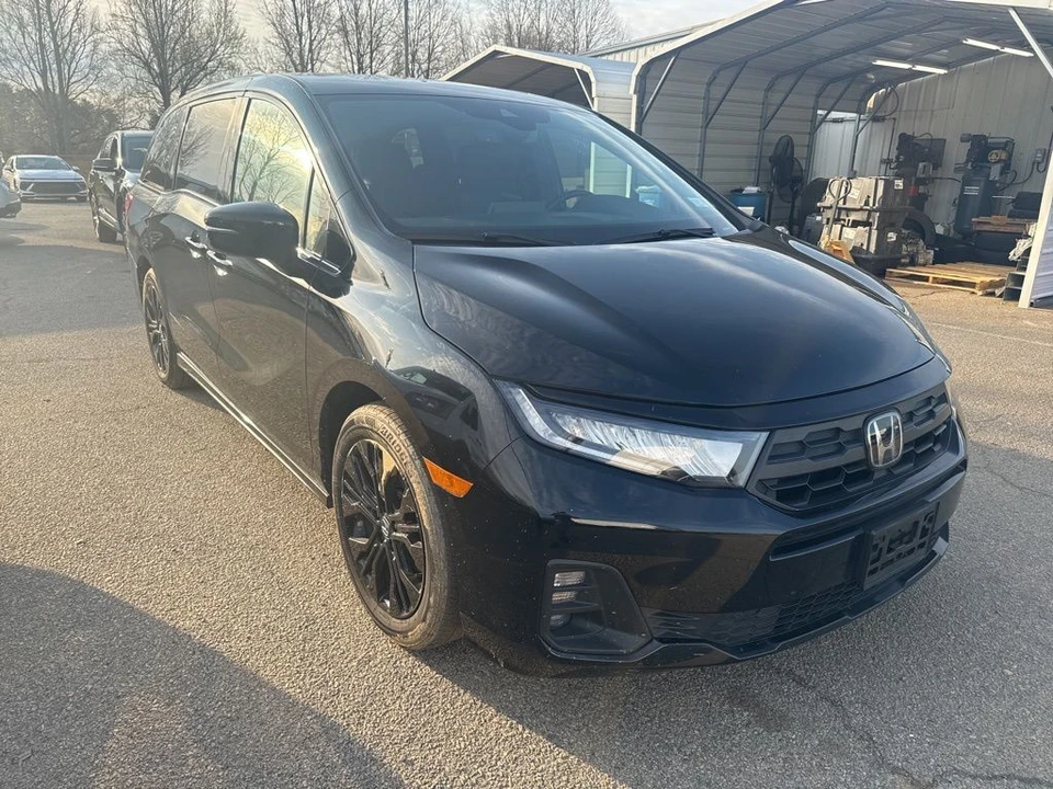 2025 Honda Odyssey - Image 4 of 7