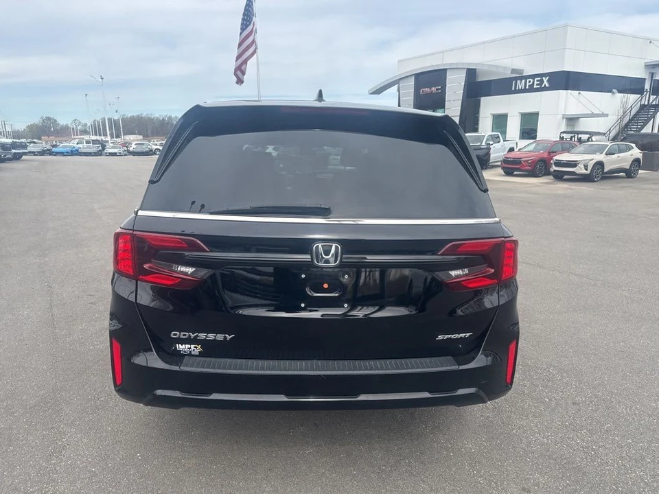 2025 Honda Odyssey - Image 4 of 21