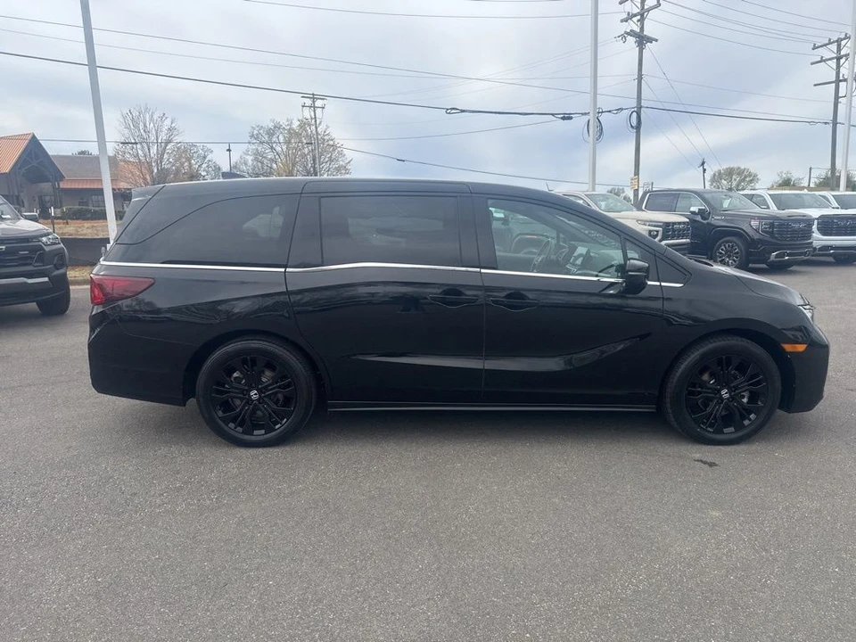 2025 Honda Odyssey - Image 6 of 21