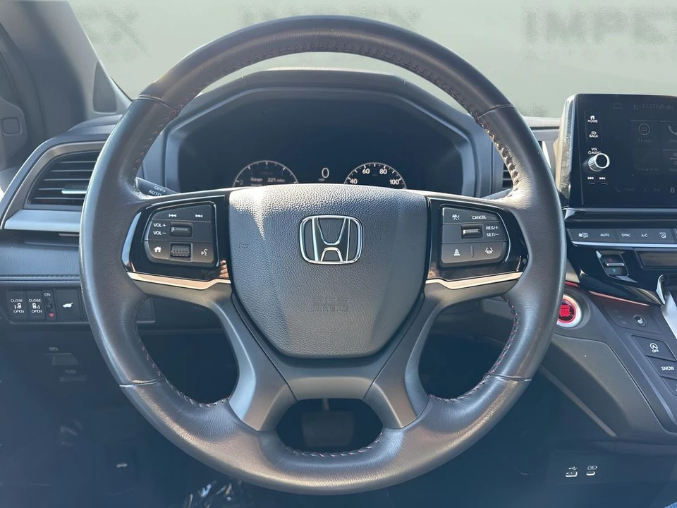 2025 Honda Odyssey - Image 14 of 21