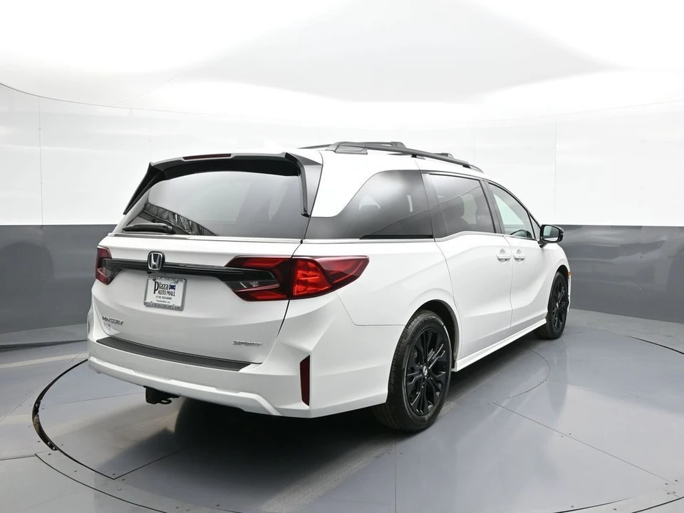 2025 Honda Odyssey - Image 6 of 21
