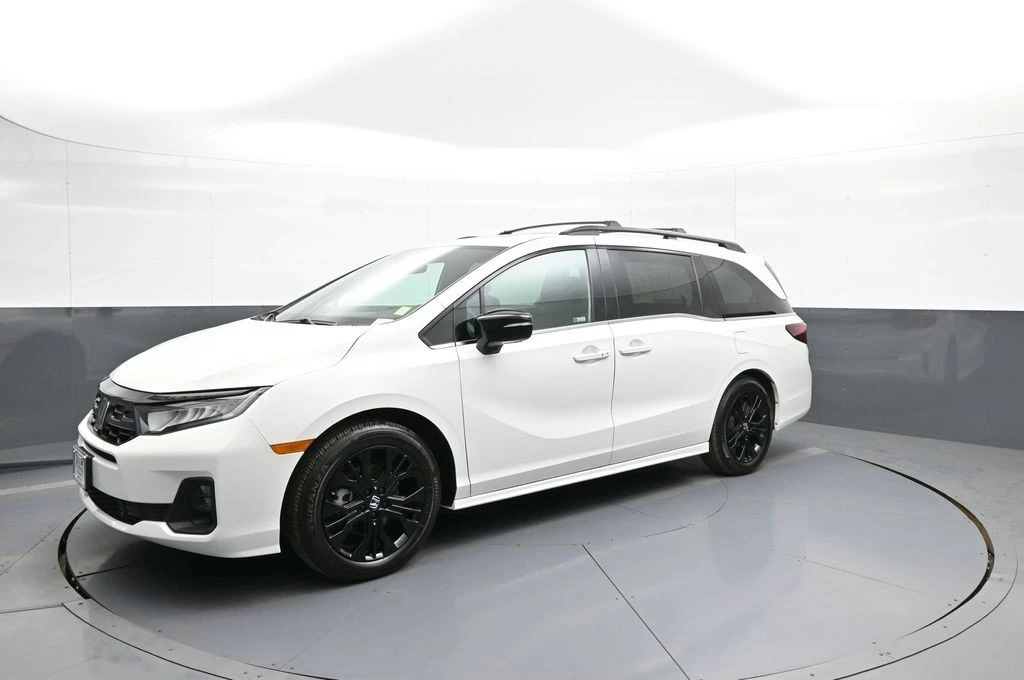 2025 Honda Odyssey - Image 10 of 21