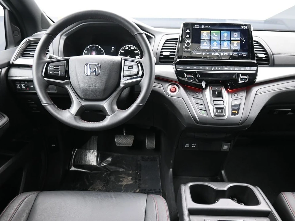 2025 Honda Odyssey - Image 19 of 21