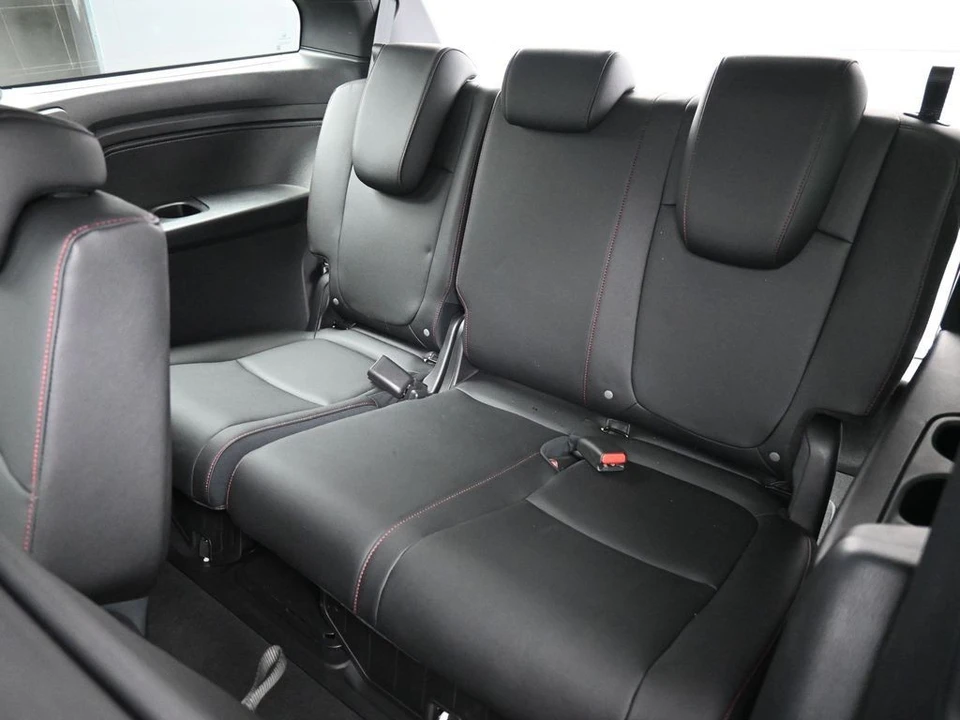 2025 Honda Odyssey - Image 20 of 21