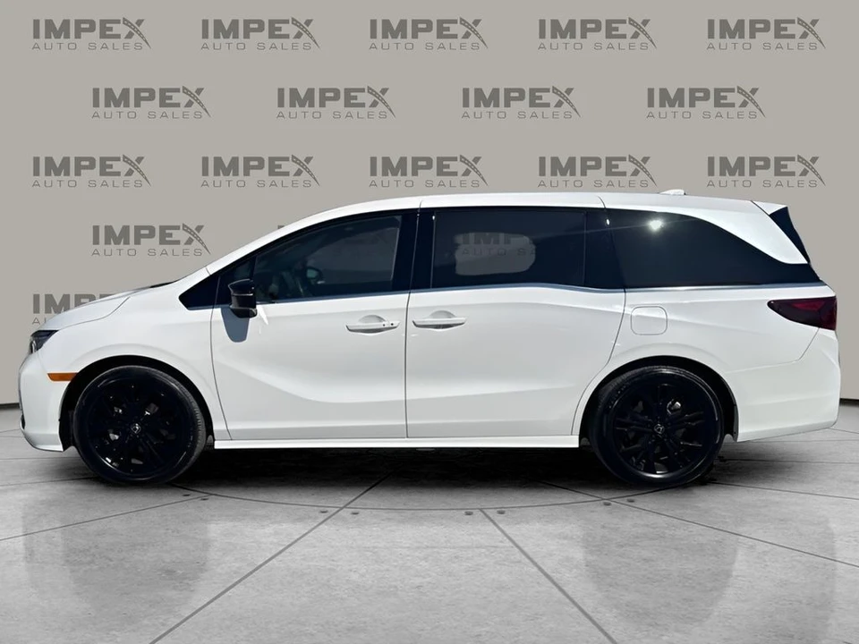 2025 Honda Odyssey - Image 2 of 21