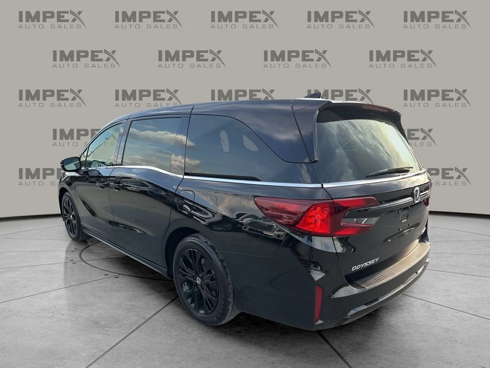 2025 Honda Odyssey - Image 3 of 21