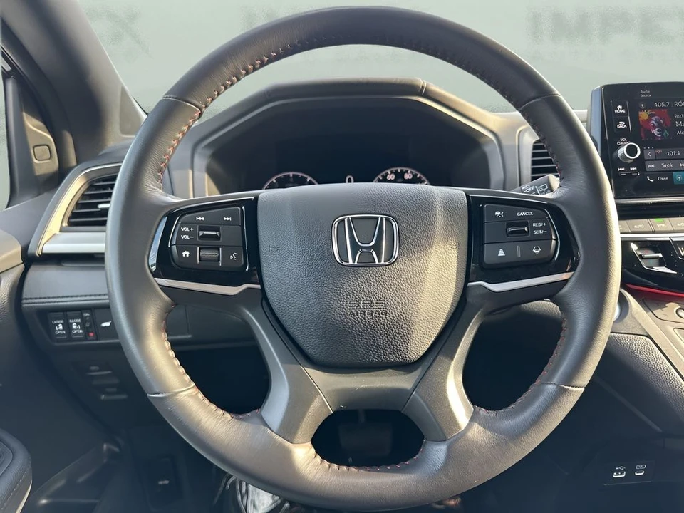 2025 Honda Odyssey - Image 9 of 21