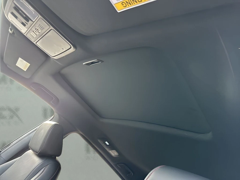 2025 Honda Odyssey - Image 20 of 21