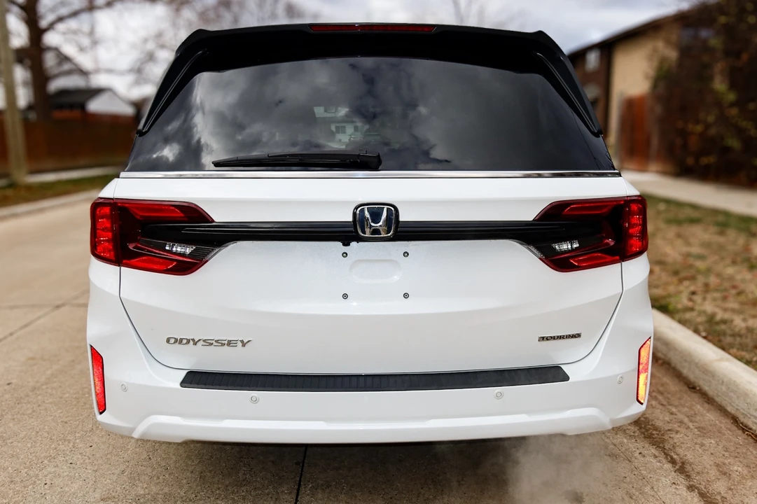 2025 Honda Odyssey - Image 6 of 21