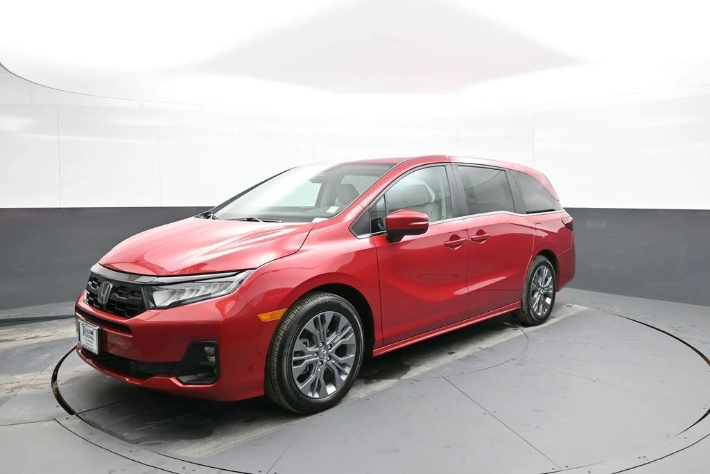 2025 Honda Odyssey - Image 10 of 21