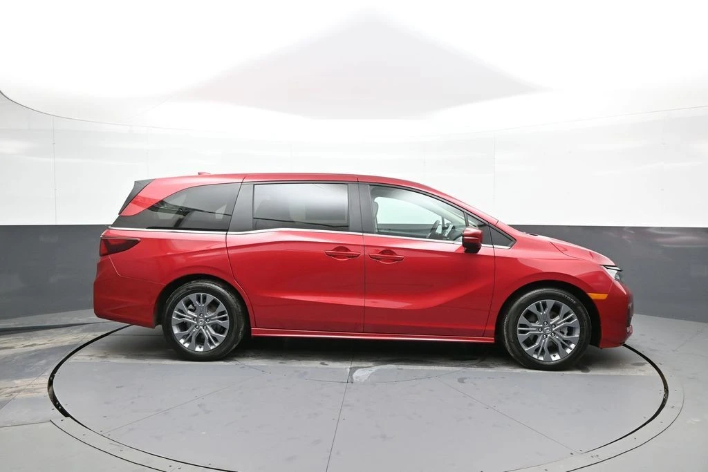 2025 Honda Odyssey - Image 5 of 12
