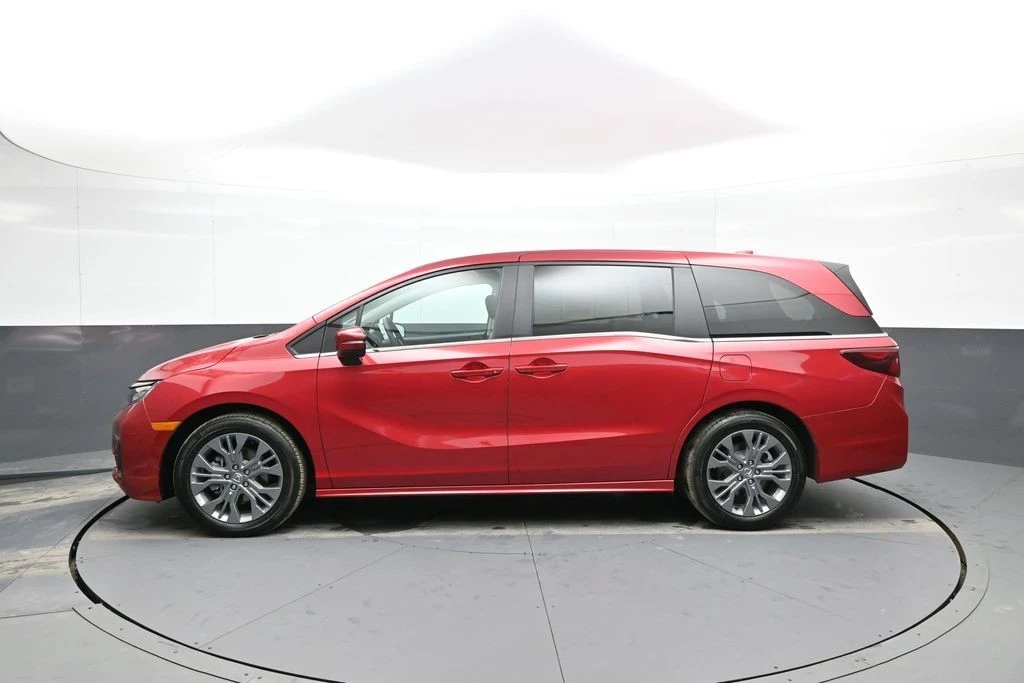 2025 Honda Odyssey - Image 9 of 12